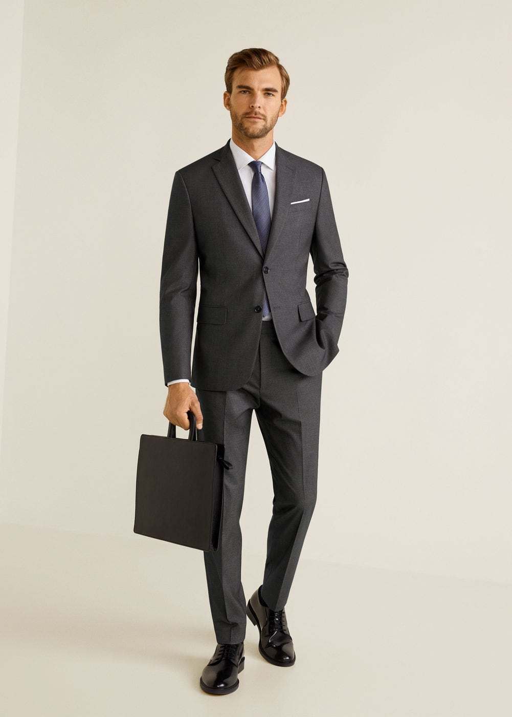 OUTFIT_DEFECTO